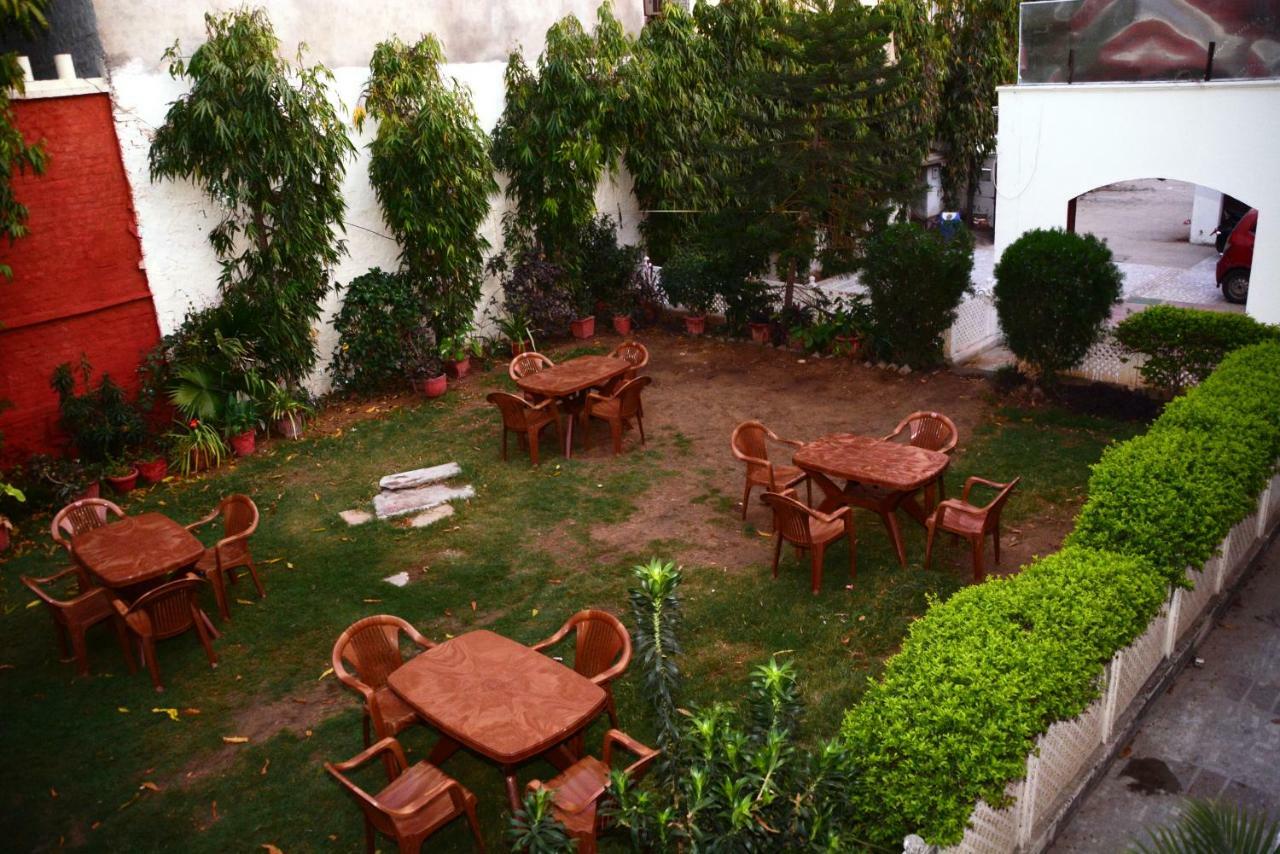 Hotel Sugandh Retreat Dźajpur Zewnętrze zdjęcie