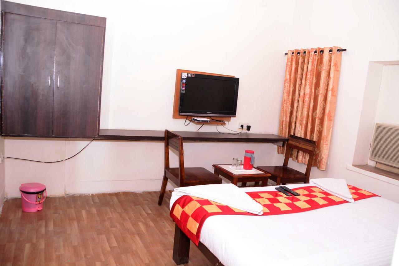 Hotel Sugandh Retreat Dźajpur Zewnętrze zdjęcie